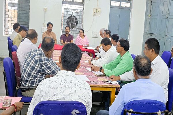  एसडीएम बालोद ने ली सड़क सुरक्षा के उपाय सुनिश्चित करने हेतु बैठक 