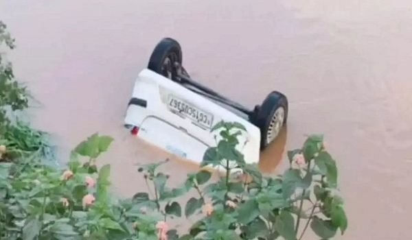 नहर में कार गिरने से 3 लोगों की मौत, दो की हालत नाजुक