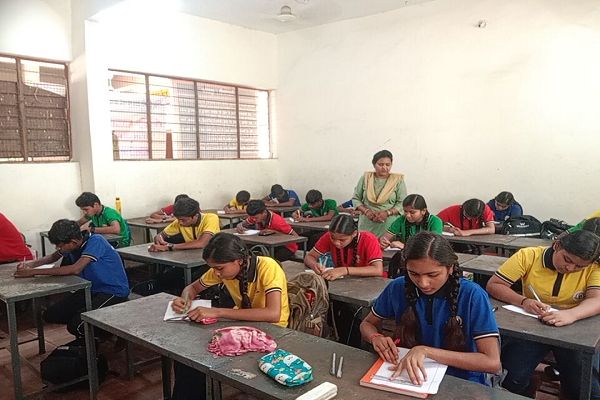 परख राष्ट्रीय सर्वेक्षण 2025 में रायगढ़ जिले का प्रदर्शन सर्वश्रेष्ठ