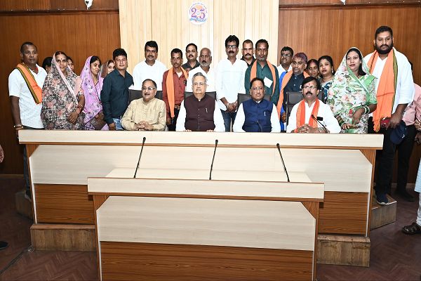  राजनांदगांव के नागरिक प्रतिनिधिमंडल ने की मुख्यमंत्री से सौजन्य भेंट