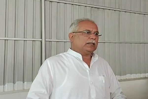 भूपेश बघेल के घर ED की रेड