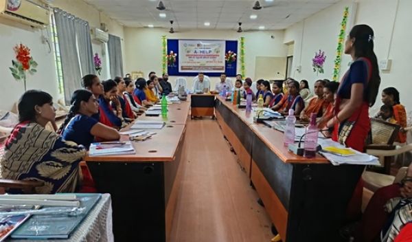 उन्नत पशु पालन के गुर सीख कर पशु सखियां बनेंगी लखपति दीदी