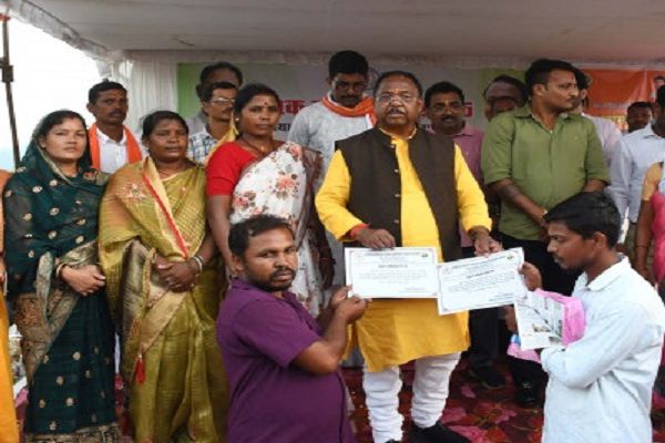 किसानो के हित में निरंतर कार्य कर रही है राज्य सरकार: रामविचार नेताम