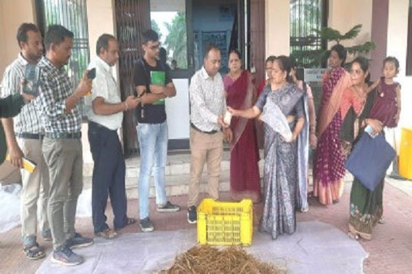 कृषि विज्ञान केन्द्र में मशरूम उत्पादन का प्रशिक्षण