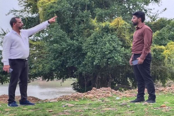 पी सी सी एफ अरुण पांडेय का मदकू द्वीप दौरा 