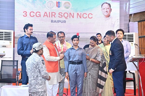 रायपुर : जशपुर के पीएमश्री विद्यालय में अब एनसीसी एयर स्क्वाड्रन शुरू होगी