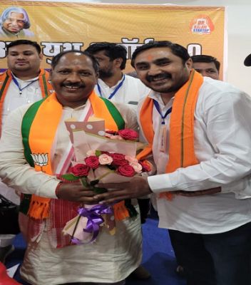  प्रदेश भाजपा अल्पसंख्यक मोर्चा की बैठक में शामिल हुए स्वाधीन जैन