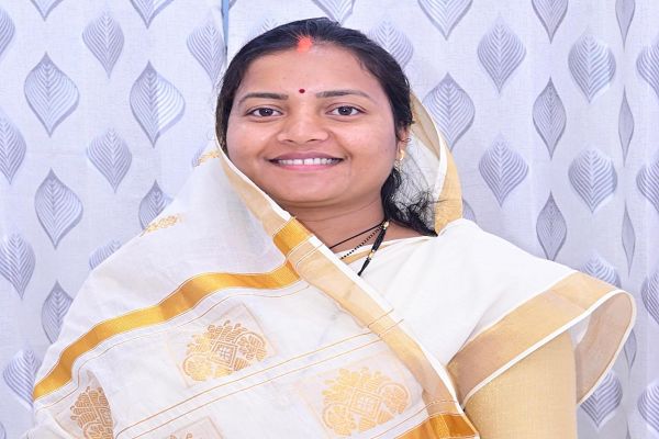  मंत्री लक्ष्मी राजवाड़े की पहल पर सूरजपुर जिले को विकास कार्याे की सौगात