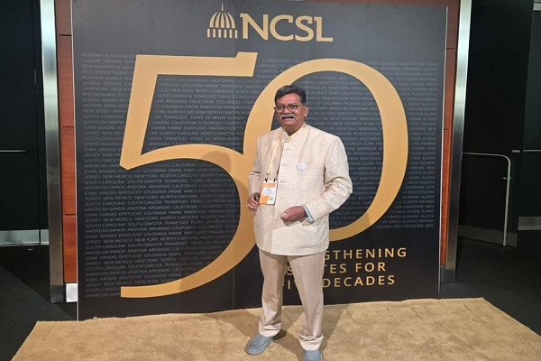 वैश्विक विधायी सम्मेलन में हिस्सा लेने बॉस्टन पहुंचे डॉ महंत