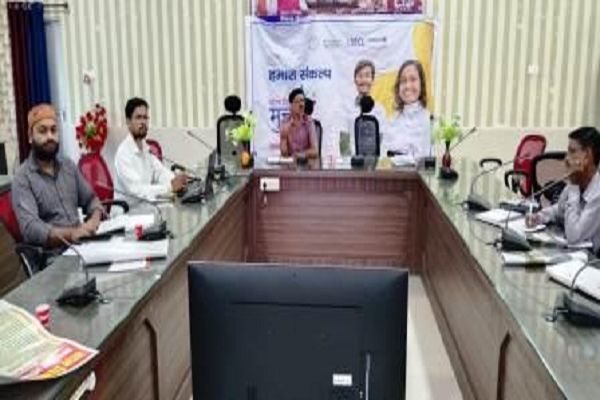 बाल विवाह मुक्त बनाने सरपंच सचिवों को दिया गया प्रशिक्षण