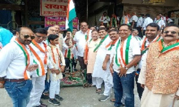 रायपुर सराफा एसोसिएशन ने किया ध्वजारोहण