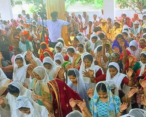 रायपुर में &lsquo;हाउस चर्च&rsquo; पर रोक, ईसाई समुदाय बोला: संवैधानिक अधिकारों का हनन