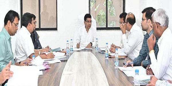 राजस्व कार्य होंगे और अधिक पारदर्शी व समयबद्ध: मंत्री श्री टंक राम वर्मा