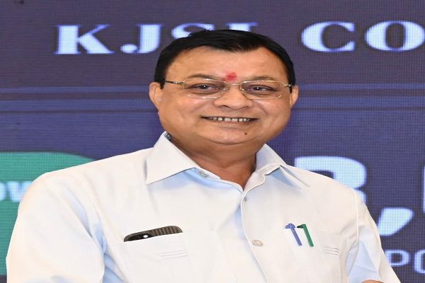 वाणिज्य उद्योग एवं श्रम मंत्री श्री लखन लाल देवांगन ने प्रदेश के पारंपरिक तिहार पोला की दी बधाई