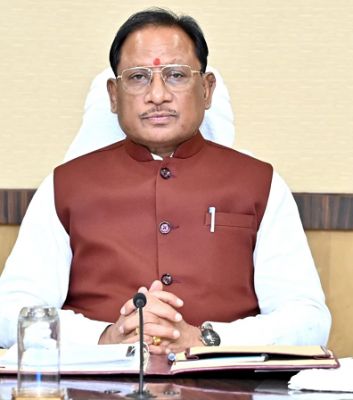 मुख्यमंत्री श्री विष्णु देव साय ने बढ़ाया मदद का हाथ