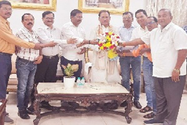 मुख्यमंत्री विष्णु देव साय को कंवर समाज प्रतिनिधिमंडल ने दी बधाई एवं करमा तिहार के लिए आमंत्रण