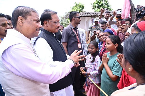 सीएम साय ने किया बाढ़ प्रभावित क्षेत्रों का सर्वे, राहत-पुनर्वास कार्यों में तेजी लाने के निर्देश