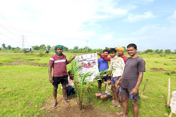  बलौदाबाजार जिले के किसान ऑयल पाम की खेती की ओर अग्रसर