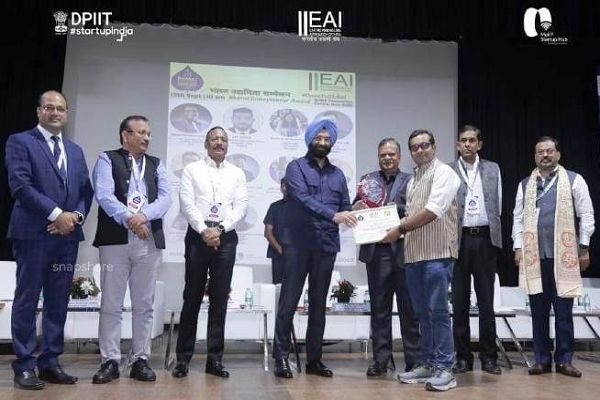 नवाचार और उद्यमिता में छत्तीसगढ़ को मिली राष्ट्रीय पहचान, एनआईटी रायपुर एफआईई को मिला 'भारत इन्क्यूबेटर अवार्ड'