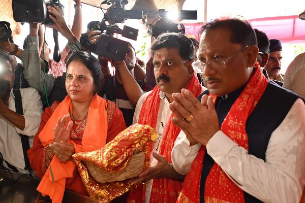  जन-जन की आस्था को मिला सहारा : नवरात्र में श्रद्धालुओं के लिए नि:शुल्क बस सेवा