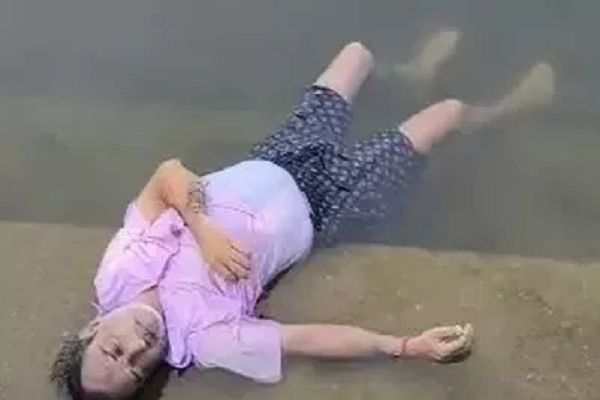 मॉर्निंग वॉक पर निकले कपड़ा व्यवसायी की तालाब में डूबने से मौत