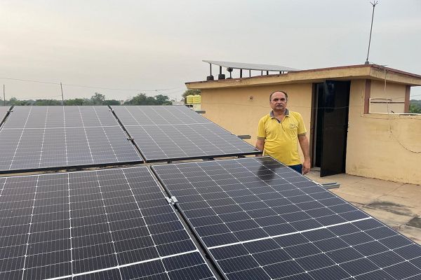 प्रधानमंत्री सूर्यघर योजना: उपभोक्ताओं को सौर ऊर्जा से मिल रही राहत