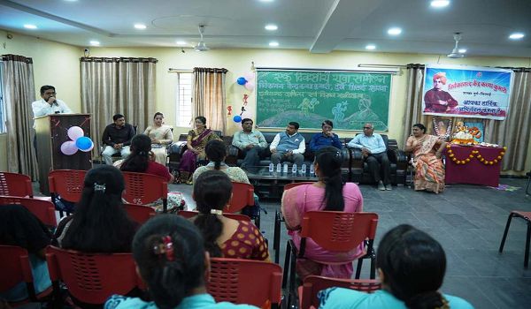 भिलाई में युवा सम्मेलन: स्वामी विवेकानंद के विचारों से युवाओं को मिली प्रेरणा