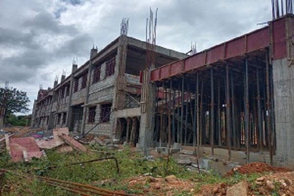 मुख्यमंत्री के निर्देश पर फरसाबहार में बन रहा है सर्वसुविधायुक्त एकलव्य आदर्श आवासीय विद्यालय का नवीन भवन