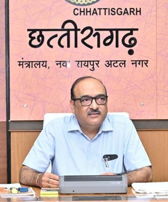 मुख्य सचिव श्री विकासशील ने उच्च स्तरीय बैठक में विभागीय सचिवों से विभागीय काम-काज की ली जानकारी