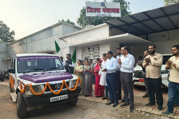आदि आरोग्य रथ' - जिला खैरागढ़-छुईखदान-गंडई की अभिनव स्वास्थ्य पहल