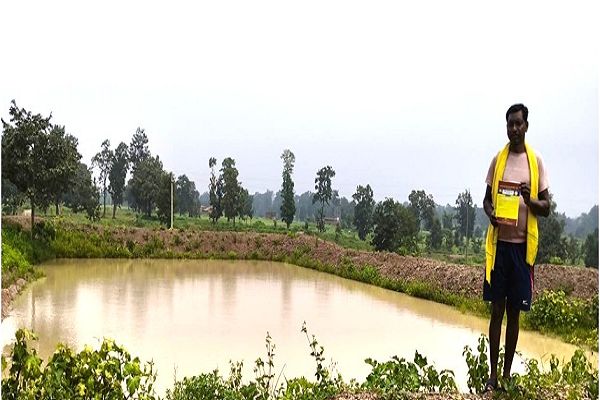  सोनवर्षा में डबरी निर्माण से खेती और आजीविका को मिला सहारा