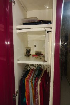  सुने मकान में दिनदहाडे ताला तोड़कर सोना चांदी को चोरी कर हुए फरार, पुलिस खोजबीन में जुटी