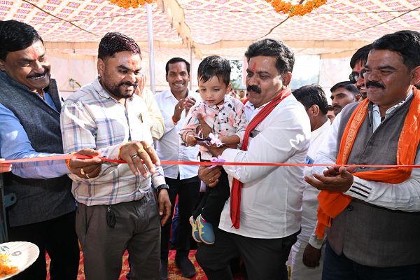 उपमुख्यमंत्री श्री विजय शर्मा ने देवांगन समाज एवं क्षत्रिय पवार समाज के सामुदायिक भवनों का किया लोकार्पण