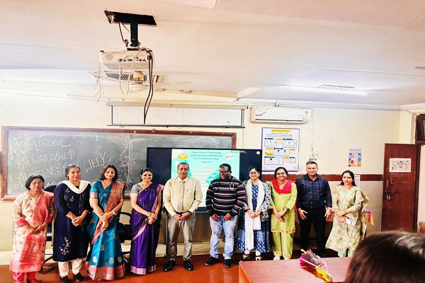 विश्व एंटीमाइक्रोबियल रेजिस्टेंस जागरूकता सप्ताह के अवसर पर पं. नेहरू चिकित्सा महाविद्यालय में एंटीबायोटिक दवाओं के तर्कसंगत उपयोग पर आयोजित हुआ विशेष कार्यक्रम