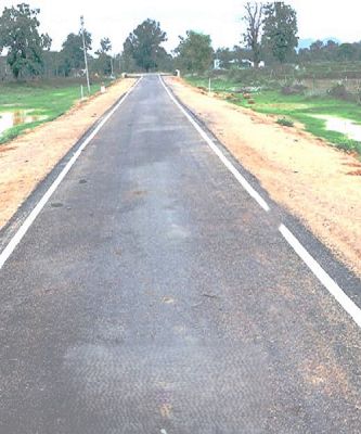 पीएम जनमन से झालखम्हरिया में कमारडेरा तक सड़क निर्माण, बदला जनजीवन, बढ़ा विकास का दायरा