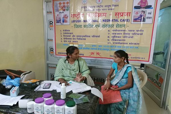 छत्तीसगढ़ में राष्ट्रीय आयुष मिशन के तहत &lsquo;सुप्रजा&rsquo; कार्यक्रम से मातृ-शिशु स्वास्थ्य में हो रहा है उल्लेखनीय सुधार