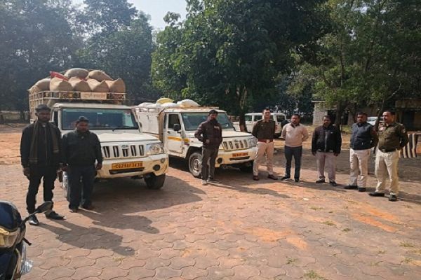 अवैध धान परिवहन पर रखें कड़ी निगरानी - कलेक्टर