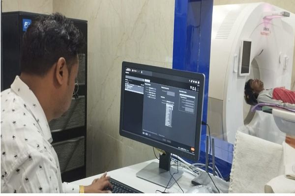 सीटी स्कैन मशीन से रोगों का तुरंत पहचान होने से ईलाज भी जल्द संभव