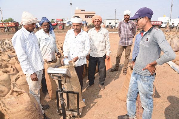 सरल और पारदर्शी धान खरीदी प्रक्रिया से खुश किसान भूपेश सिंह ने व्यवस्था पर जताया आभार