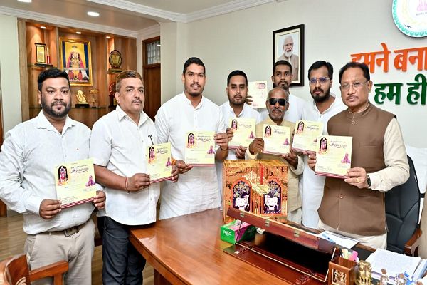 मुख्यमंत्री श्री विष्णुदेव साय ने श्री रामकथा पोस्टर एवं कैलेंडर का किया विमोचन