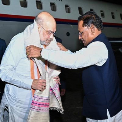 मुख्यमंत्री श्री विष्णु देव साय ने केंद्रीय गृह मंत्री श्री अमित शाह का स्वामी विवेकानंद विमानतल पर किया आत्मीय स्वागत