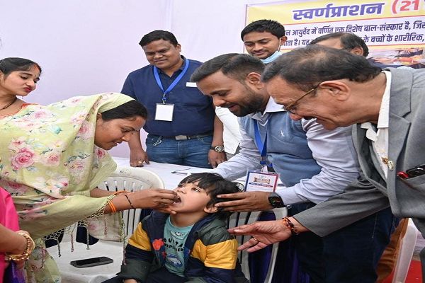 मेगा हेल्थ कैंप&ndash;2025 : निःशुल्क स्वास्थ्य सेवाओं से आमजन को मिला बड़ा संबल: मंत्री श्रीमती राजवाड़े