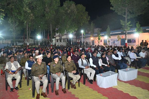 उप मुख्यमंत्री श्री विजय शर्मा ने कबीरधाम में रेंज के पहले साइबर थाने का किया शुभारंभ