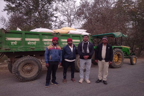 350 कट्टा अवैध धान जब्त