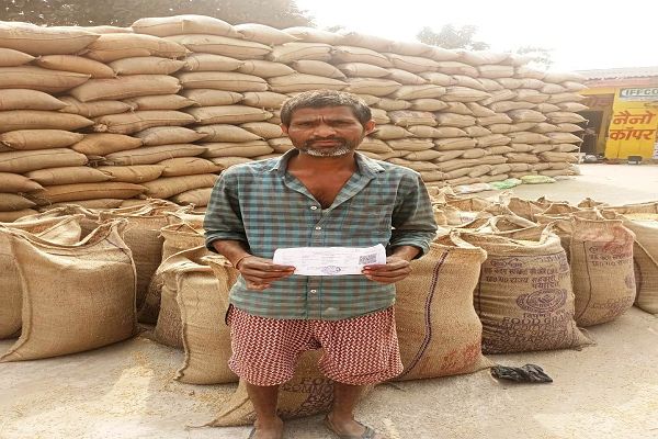 समर्थन मूल्य पर धान खरीदी से चमकी छत्तीसगढ़ के किसानों की किस्मत