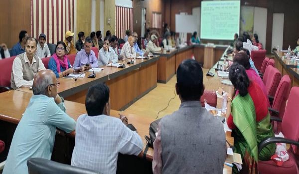 हाईस्कूल एवं हायर सेकण्डरी परीक्षा 2026 के सफल संचालन हेतु मास्टर ट्रेनर्स का एकदिवसीय प्रशिक्षण