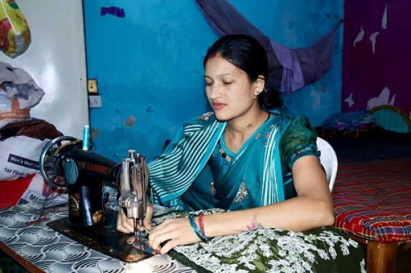 महतारी वंदन योजनाः मातृशक्ति के हाथों से संवर रहा बेटियों का भविष्य&rsquo;