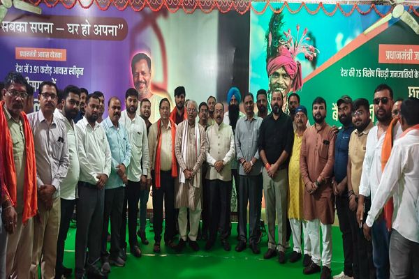 प्रधानमंत्री नरेंद्र मोदी के जनसेवा, सुशासन एवं राष्ट्र निर्माण के 12 गौरवशाली वर्षों को समर्पित छायाचित्र प्रदर्शनी का सफल समापन