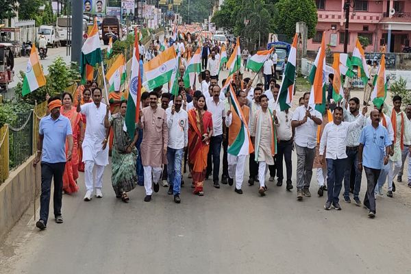  तिरंगा हमारी आन -बान और सम्मान का प्रतीक-राजस्व मंत्री श्री वर्मा