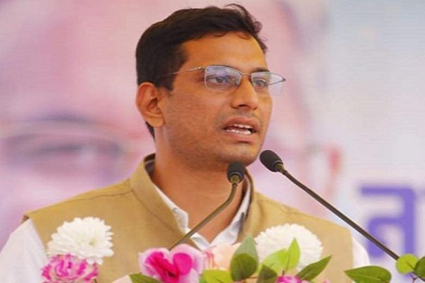 डेंगू को लेकर देवेंद्र यादव गंभीर, सफाई और रोकथाम के पुख्ता इंतजाम के निर्देश